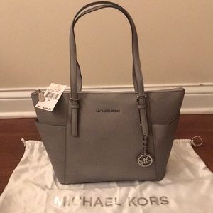 Michael Kors Jet Set Tote